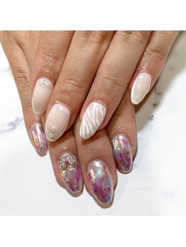 ループ フォーヘアー(Loop for hair)/ゼブラ柄ネイル