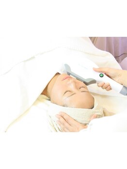 ホウレイ線・たるみ改善！予防ケア