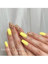 名前のないネイルサロン/ドットネイル