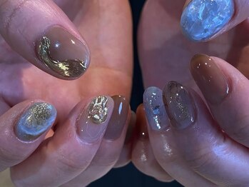 コロレ バイ エルナ(clore by ELNA)の写真/都内サロンに劣らないデザイン性で、一人一人のお好みや気分・ご予定に合わせたネイルをご提供いたします◎