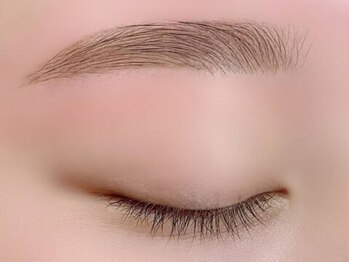 デイドットテンジン(de.tenjin)の写真/<天神駅1分>"第一印象は眉毛で決まる!"SNSで人気のハリウッドブロウリフト/韓国風平行眉も◎