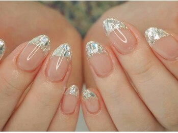 ココノワ(coconoix)/ガラスフレンチネイル♪