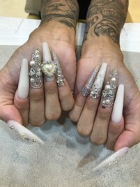 白キラキラロングスカルプ