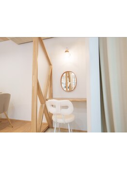 仕事帰り・早朝OKのサロン