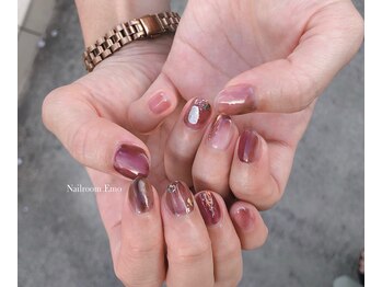 エモ(emo)/ニュアンスネイル