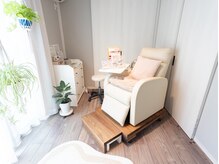 レタッチ(Re'touch)の雰囲気（リクライニングソファでネイル中おくつろぎいただけます♪）