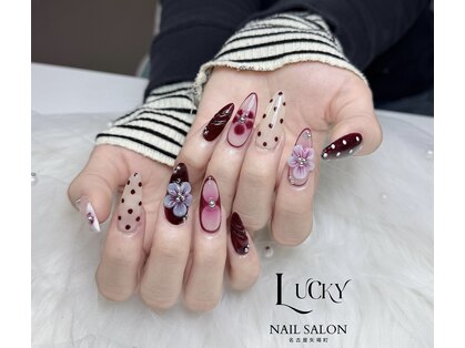 ラッキー(LUCKY)の写真