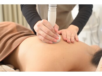 アンリミット(AnLimit)の写真/【上半身/下半身/背面 どこに強く疲れを感じますか？】ラジオ波/全身選べる４パーツ　10000円→初回6900円