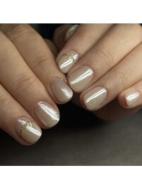 ホワイトミラーネイル！