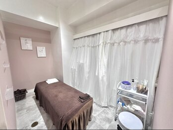 ホワイトワックス 広島福山店(WHITE WAX)の写真/【福山駅徒歩2分/フェイシャルワックス専門店☆】気になる毛穴の黒ずみや角栓を取り除き美肌に◎