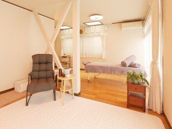 つながり たまプラーザ/静かで明るく広い隠れ家サロン