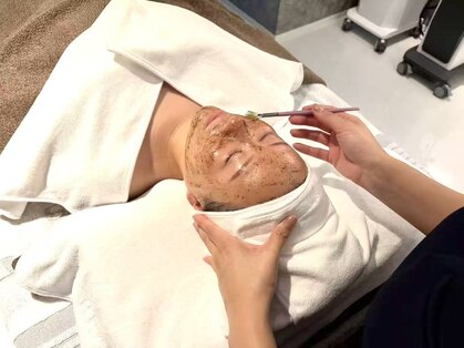 【ハーブピーリング・小顔・痩身・毛穴ケア】YI BEAUTYの写真
