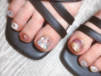 ティンク 横浜店(Tink)の写真/オシャレは足元から♪【パラジェル使用＆パラスパ保湿】ワンカラー¥6100☆持ち込みデザイン¥9400～☆