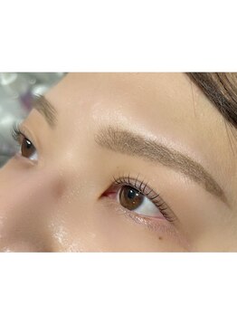 シュピネ(Choupinet)/眉毛×まつ毛パーマ