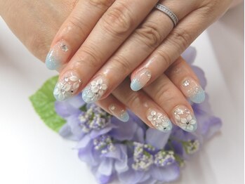 ネイルサロンミキ 横浜(MIKI)/ブライダルサムシングブルー3D花
