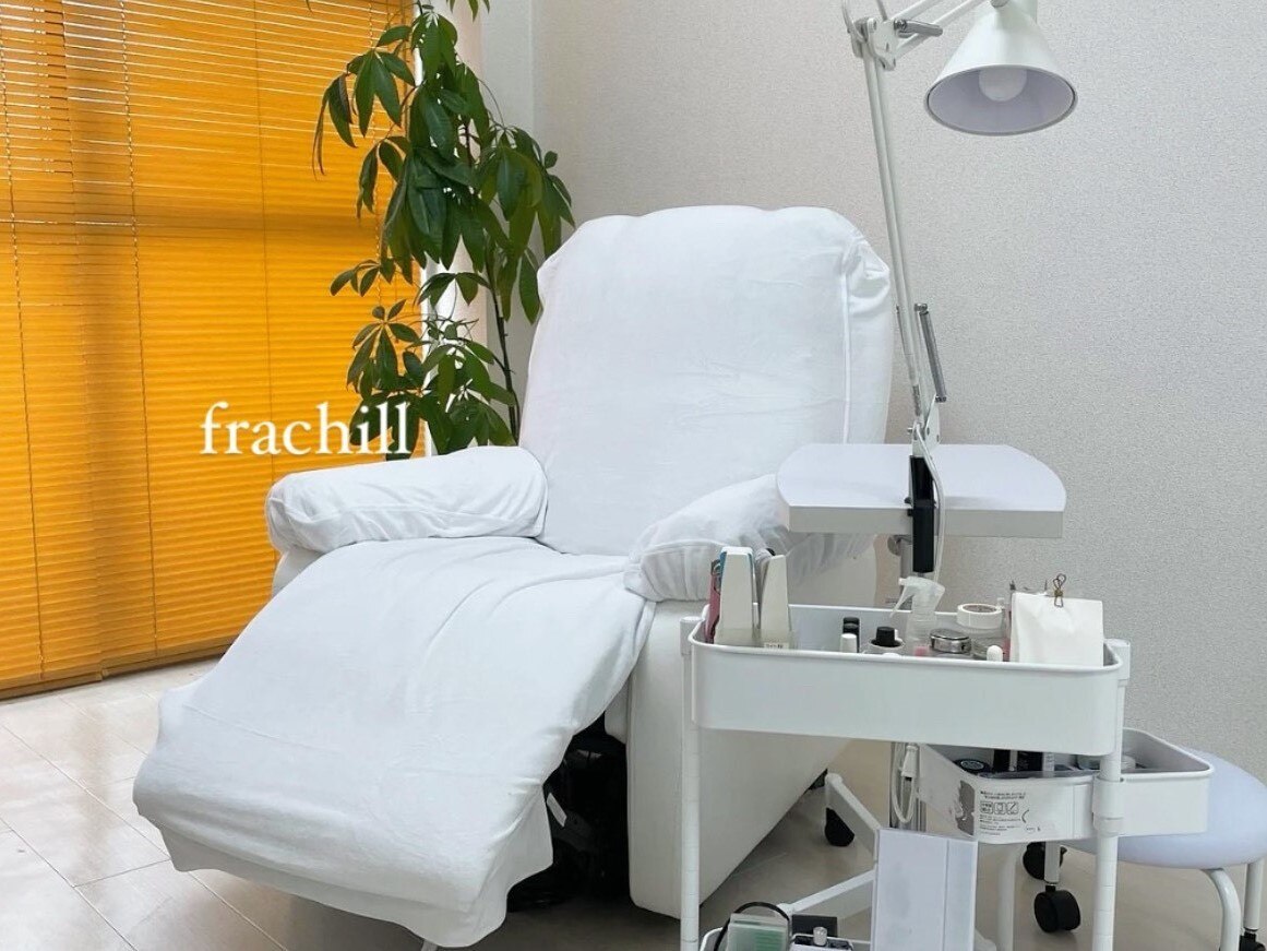ネイルサロン 名古屋 リクライニングチェアに関するサロン frachill