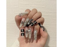 モアネイル(MORNAIL)の雰囲気（長さだしですらっと長い指先に！）