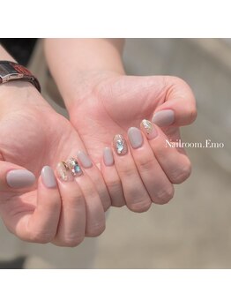 エモ(emo)/ニュアンスネイル