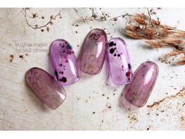 透け感パープルネイル