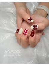 ラヴィリス(RAVILISS)/