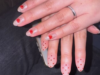 ellaの写真/【理想のデザインを再現☆】持ち込みOK！パーツ付け放題でこだわりを詰め込んだ自分だけの指先へ◎