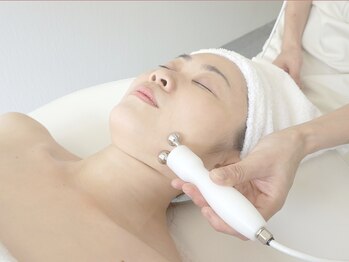 サロン ド ミコ(Salon de Mico)/リフティング