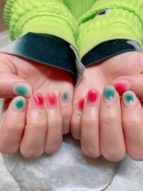 カラフル　チーク
