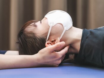 あすなろ接骨院 滝ノ水院の写真/【つらさの原因を徹底究明】慢性的な首肩こり/腰痛/頭痛…スゴ腕施術者による《繰り返さない体づくり》へ！