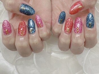 ハニービービー(Honey Bee Bee)/ギラギララメネイル