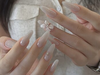 アイリナス(AILLYNAS)/