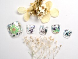 夏のホイルフットネイル