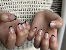 シルク ド リバー(Silk de River)/ブラックフレンチネイル