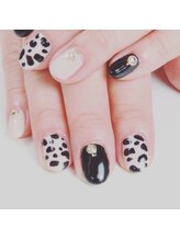 ラ シュシュ(La chou chou)/アニマル柄ネイル