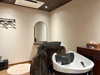 ヘッドコンシェルジュ 茶屋町店(head CONCIERGE)