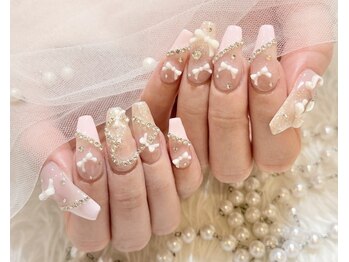 ネイルサロン キュラソー(Curacao)の写真/【フリーアートシンプル★90分 ¥8800/ゴージャス★135分 ¥12500】デザインのボリュームで価格を選べる♪