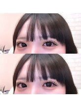 レア(le`a)/束感マツエク