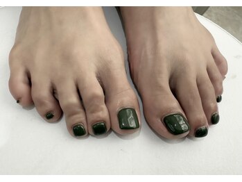 リンダ(Linda)/秋色フットネイル