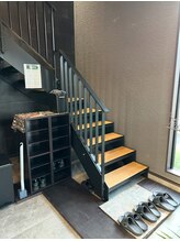 ブレス(BREATH)/スリッパにお履き替えください。