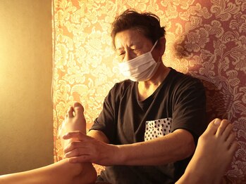 げんき堂の写真/やっぱり足つぼマッサージは気持ち良い！足湯無料+足つぼマッサージ30分¥2310～ふくらはぎも解しむくみ改善