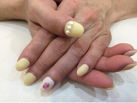 フラワーネイル　マット仕上げ