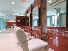 フェリエ ケイハン 別府店(Ferie KEIHAN)/サロン内観