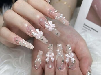 ジュリネイルスタジオ(Julli Nail Studio)の写真/【デザイン持込み大歓迎◎】カラー/パーツ豊富♪ネイルアートを自由に楽しめるつけ放題メニューをご用意！
