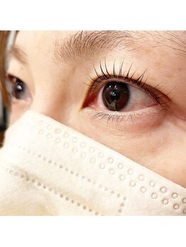 トラット エステアンドアイズ(tratto)/まつ毛パーマ