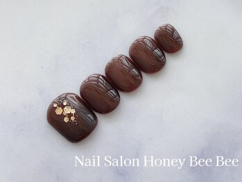 ハニービービー(Honey Bee Bee)/大人ワンポイントネイル