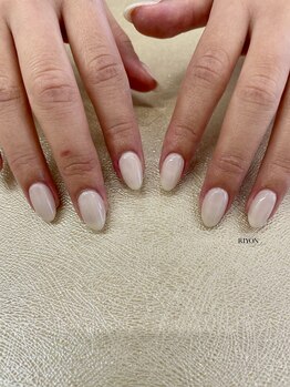 リヨン(RIYON)/ワンカラー