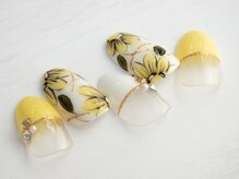 カラーズ 浜松店(colors)/手書きフラワーネイル