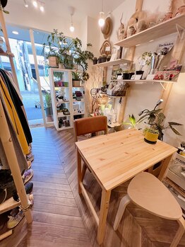 アトリエテンイレブン(AT.1011)/店内風景です！