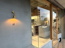 ニル(nil eyelash)の雰囲気（美容院併設のサロンになります♪沢山の植物達が目印になります！）