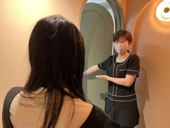 韓美 表参道店(HANMI)/4.施術室へ移動します