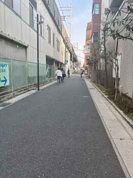 頭ん坊 本八幡店/【道案内】